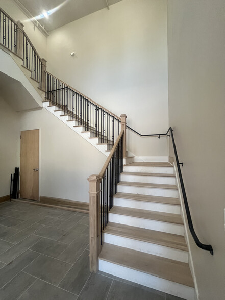 212 W 4th North St, Summerville, SC à louer - Photo de l’immeuble – Image 3 sur 5