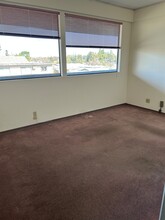 1200 Mt Diablo Blvd, Walnut Creek, CA à louer Photo de l’immeuble– Image 2 sur 4