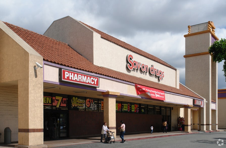 5964-5994 Pacific Blvd, Huntington Park, CA à louer - Photo principale – Image 3 sur 9