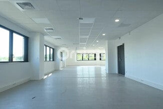 Plus de détails pour Bureau à louer