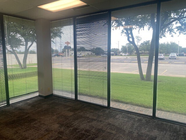 3300 N A St, Midland, TX à louer - Photo intérieure – Image 3 sur 6