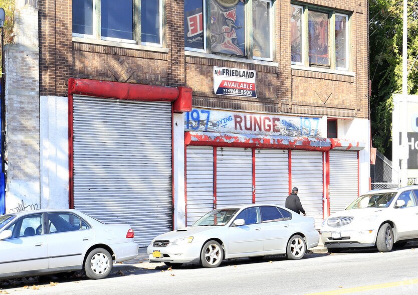 197 S Broadway, Yonkers, NY à vendre - Photo de l’immeuble – Image 2 sur 9