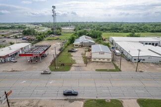 Plus de détails pour 1003 S Kaufman St, Ennis, TX - Industriel/Logistique à vendre
