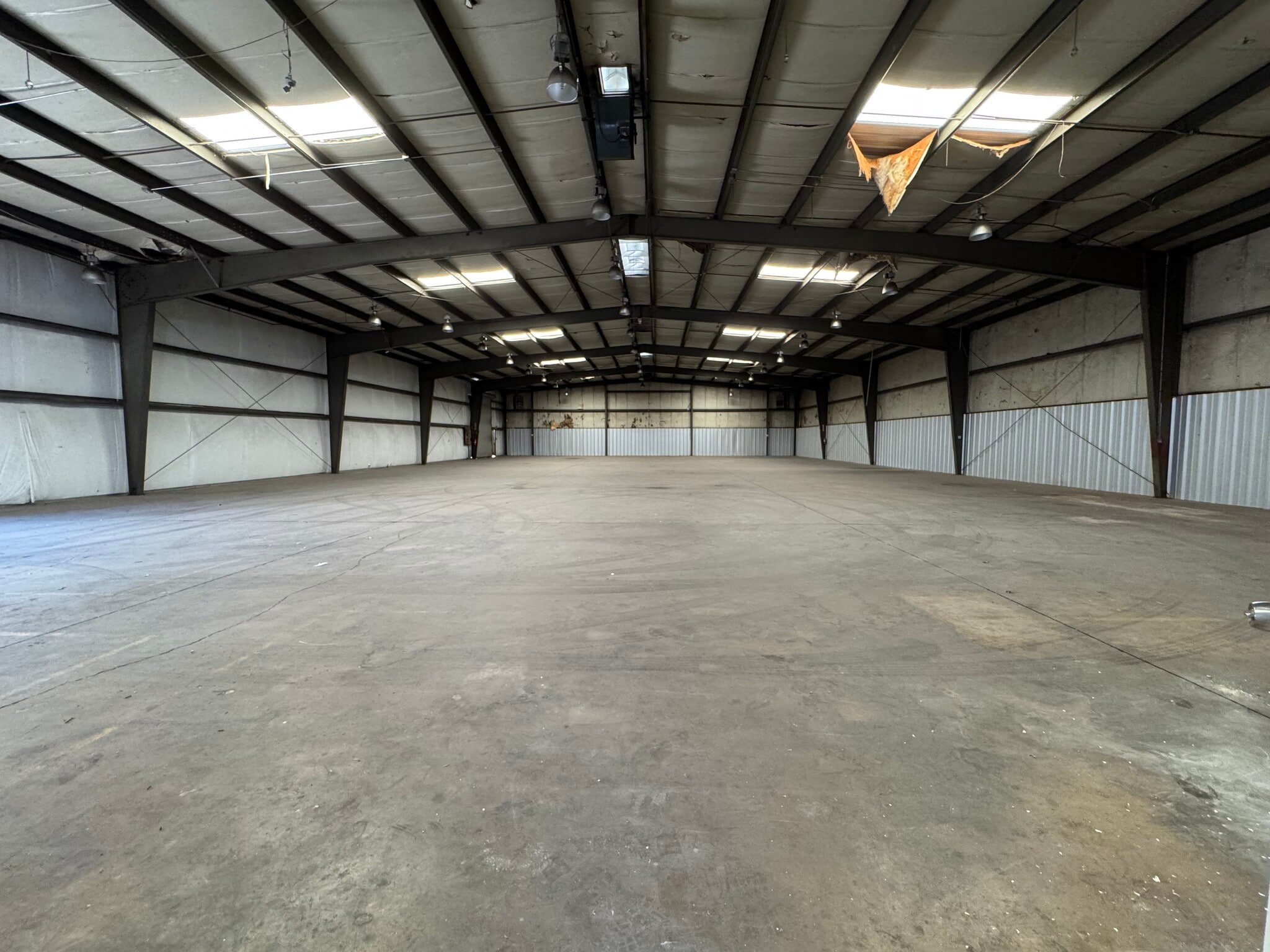 445 E Menlo Ave, Hemet, CA à louer Photo intérieure– Image 1 sur 12