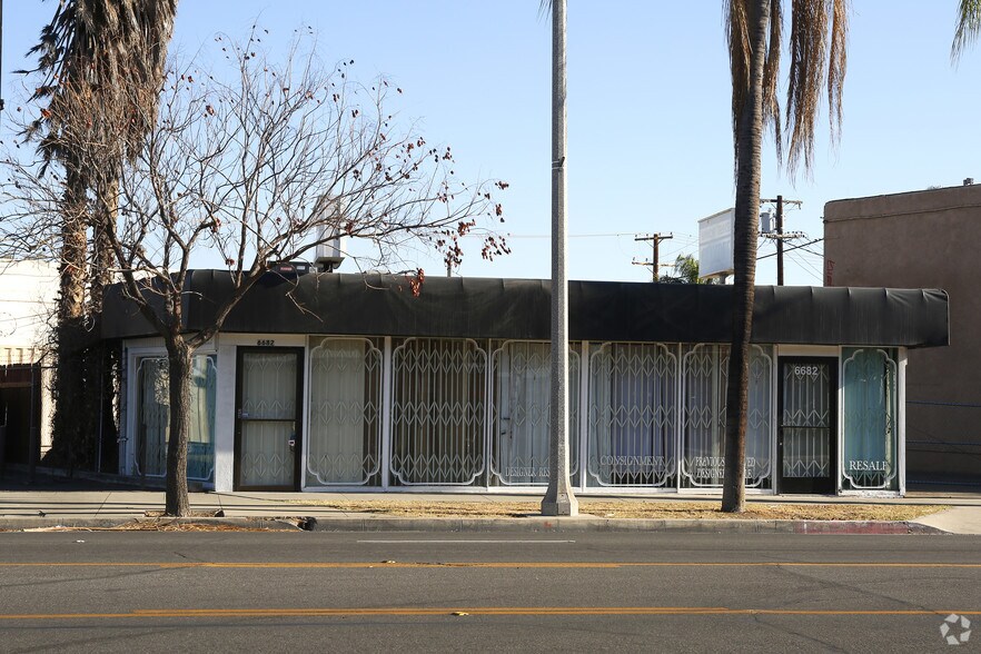 6682 Magnolia Ave, Riverside, CA à vendre - Photo de l’immeuble – Image 2 sur 4