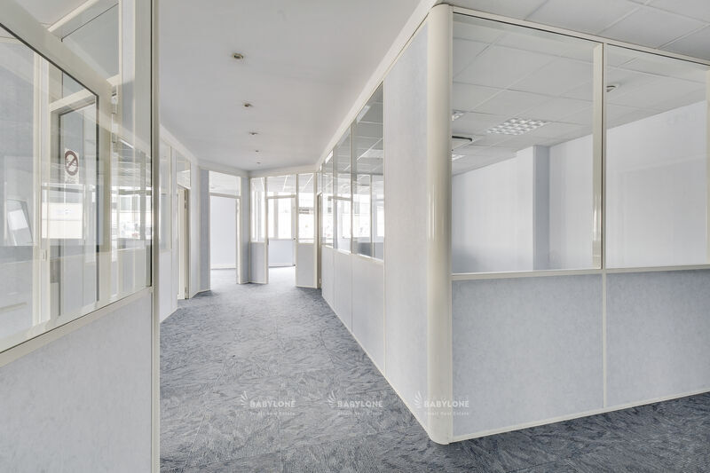 Bureau dans Colombes à louer - Photo de l’immeuble – Image 3 sur 6