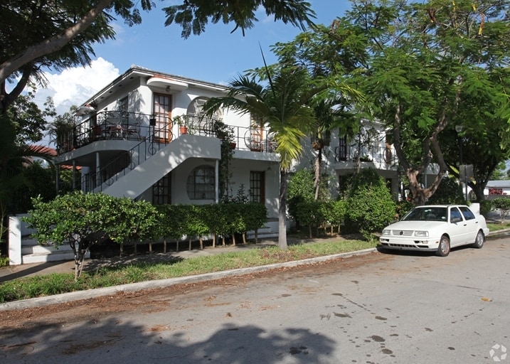 4400 NE 2nd Ave, Miami, FL à louer - Photo de l’immeuble – Image 3 sur 8