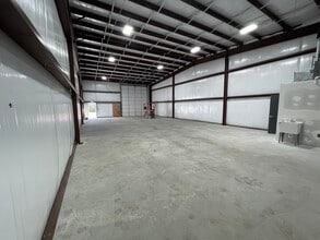 430 Montclair Ave, Pompton Lakes, NJ à louer Photo intérieure– Image 2 sur 5