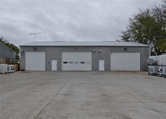 Plus de détails pour 2284 Graceland dr, Pella, IA - Local d’activités à vendre