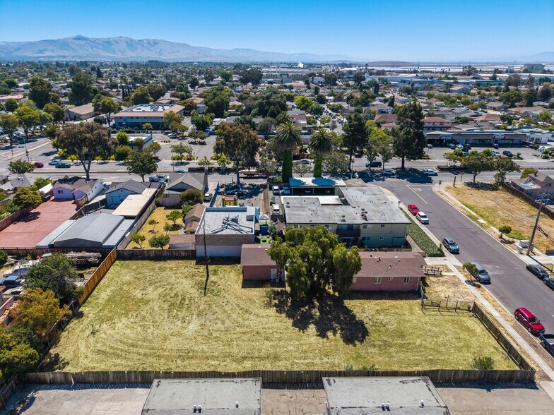 36952 Mulberry St, Newark, CA à vendre - Aérien – Image 2 sur 4