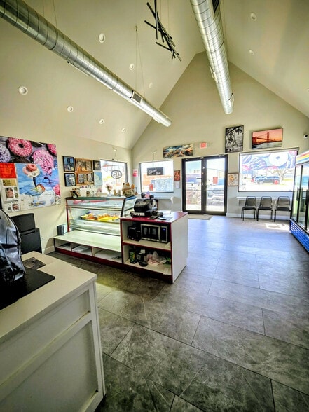 711 E St, Elgin, OK à vendre - Photo intérieure – Image 2 sur 5