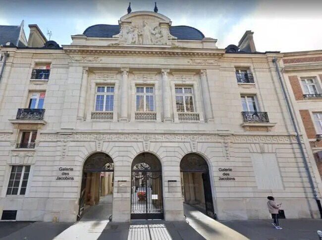 Plus de détails pour Rue De La République, Amiens - Bureau à louer