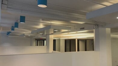 529 SW 3rd Ave, Portland, OR à louer - Vidéo sur l’annonce professionnelle 