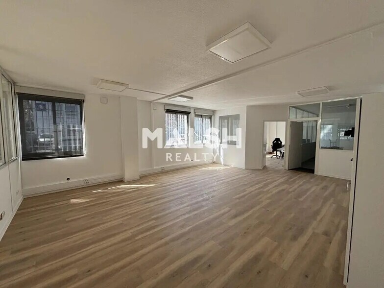Bureau dans Villeurbanne à vendre - Photo de l’immeuble – Image 2 sur 19