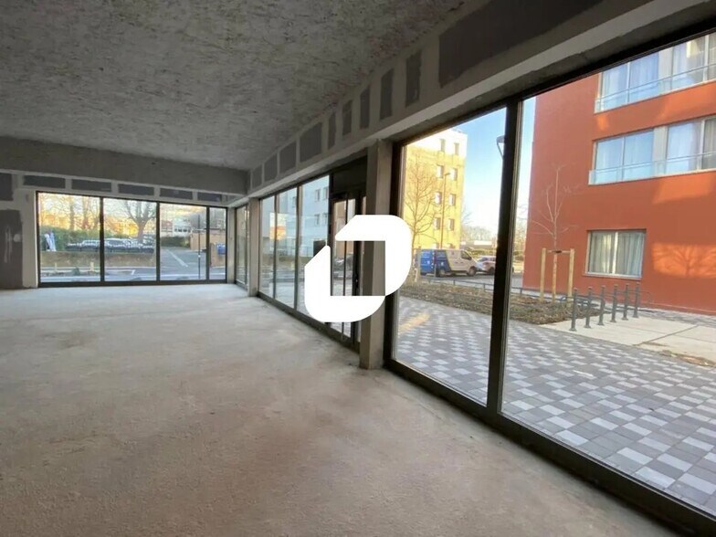 Local commercial dans Lille à vendre - Photo intérieure – Image 2 sur 6