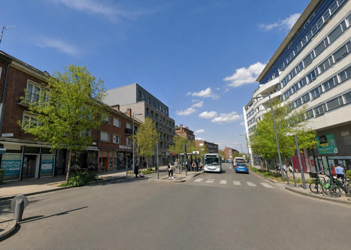 Local commercial dans Amiens à vendre Photo de l’immeuble– Image 1 sur 2