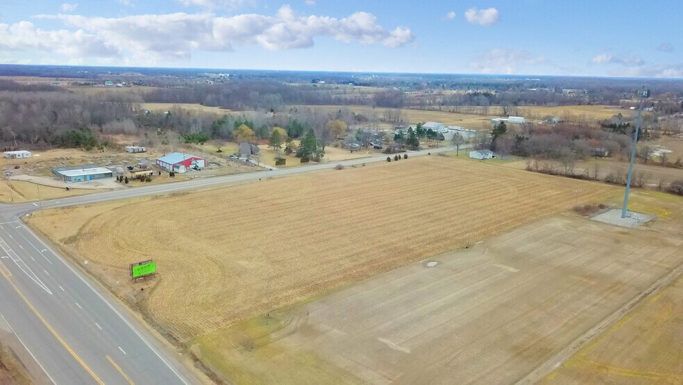 11866 E M 21, Lennon, MI à vendre - Photo de l’immeuble – Image 3 sur 6