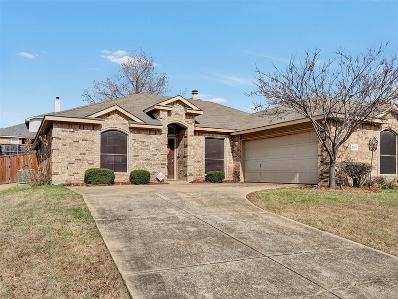 3361 Leigh Ct, Sachse, TX à vendre - Photo principale – Image 1 sur 3