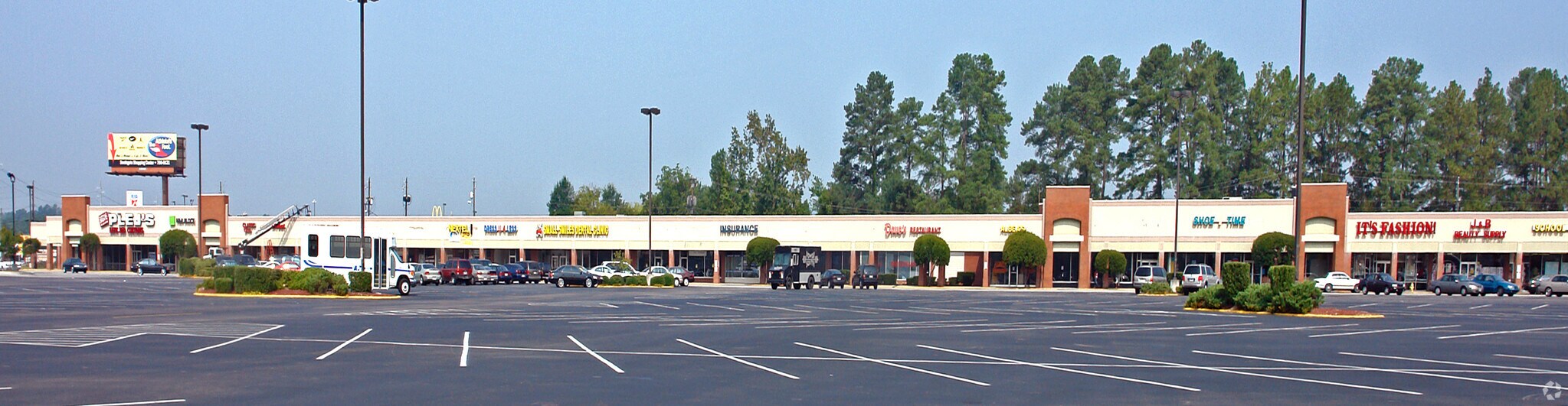 1631 Gordon Hwy, Augusta, GA à louer Photo principale– Image 1 sur 3