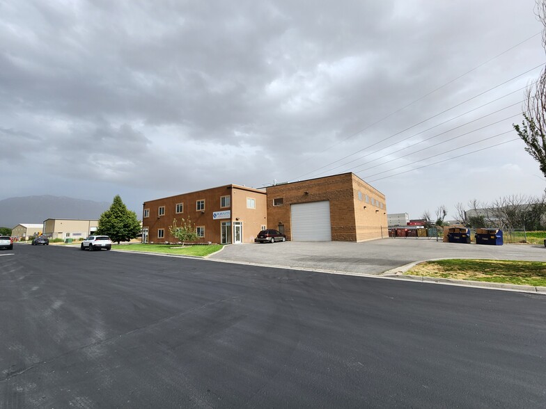 1287 W 300 S, Lindon, UT à louer - Photo de l’immeuble – Image 1 sur 8