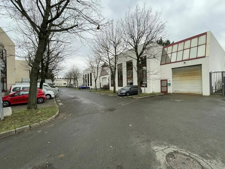 40 Rue Du 8 Mai 1945, Pierrefitte-sur-Seine à louer - Photo de l’immeuble – Image 2 sur 2