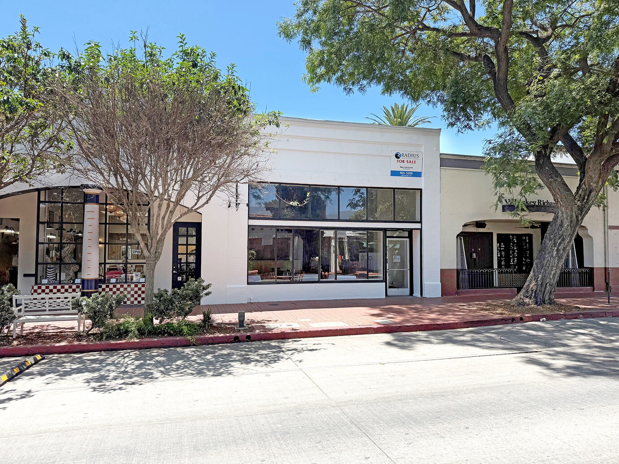 431 State St, Santa Barbara, CA à vendre Photo de l’immeuble– Image 1 sur 7