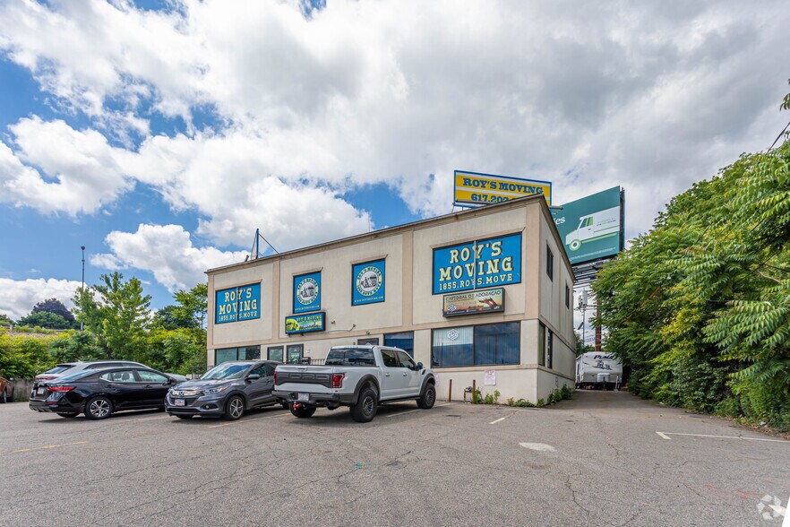 270 Parsons St, Brighton, MA à vendre - Photo de l’immeuble – Image 2 sur 12