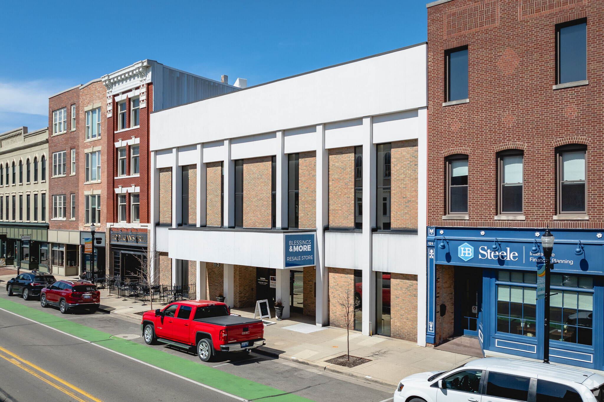 115-117 E Maumee St, Adrian, MI à vendre Photo principale– Image 1 sur 16