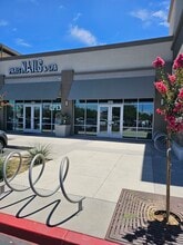 27281-27301 Newport Rd, Menifee, CA à louer Photo intérieure– Image 1 sur 3