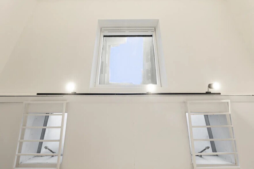 Bureau dans Paris à vendre - Photo de l’immeuble – Image 3 sur 12