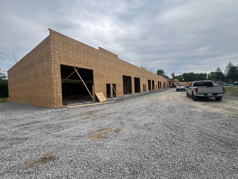 46 Maple Ave, Schenectady, NY à louer - Photo de l’immeuble – Image 3 sur 18