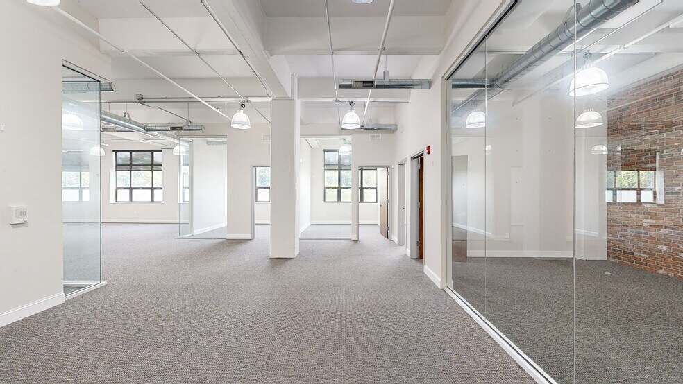 409 Joyce Kilmer Ave, New Brunswick, NJ à louer - Numérisation 3D Matterport – Image 3 sur 22
