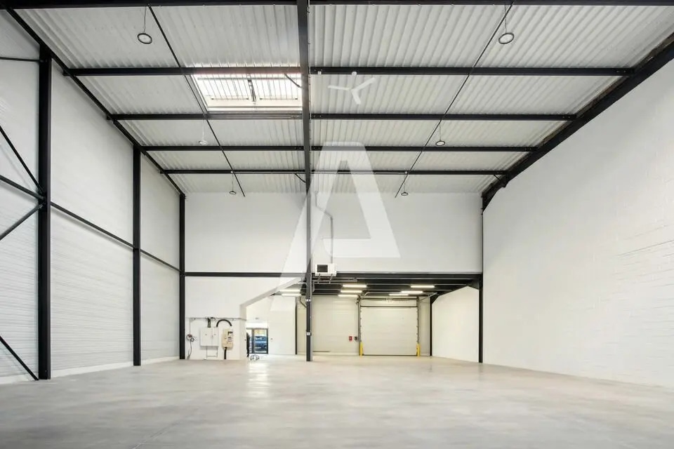 Local d’activités dans Chalifert à louer Photo de l’immeuble– Image 1 sur 6