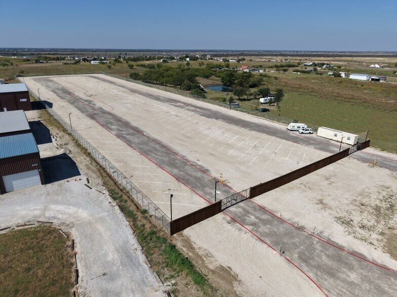 5513 Smiley Rd, Celina, TX à louer - Aérien – Image 1 sur 8