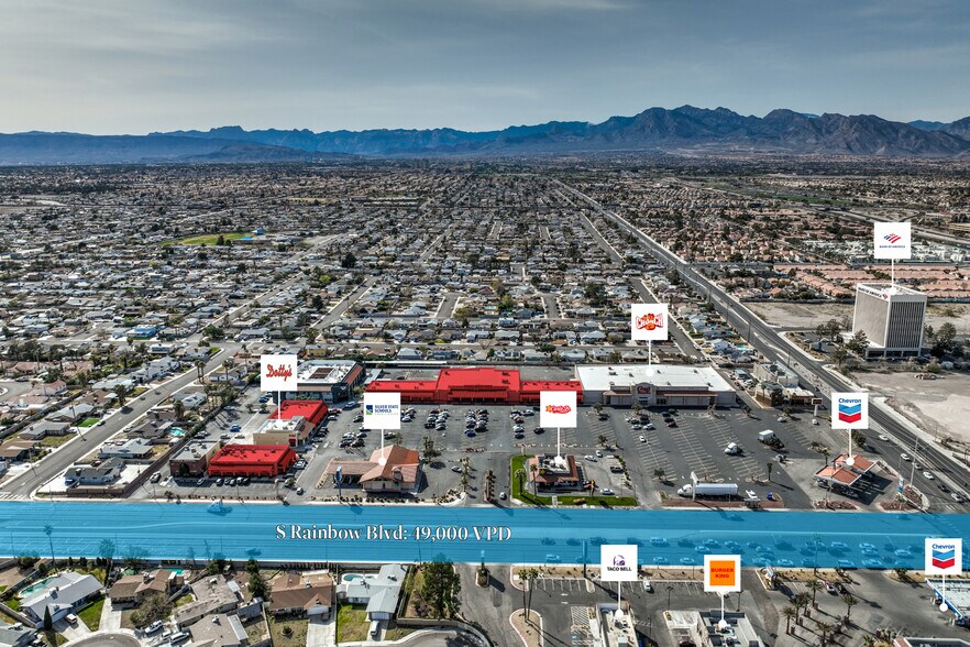 240 S Rainbow Blvd, Las Vegas, NV à vendre - Photo de l’immeuble – Image 2 sur 28