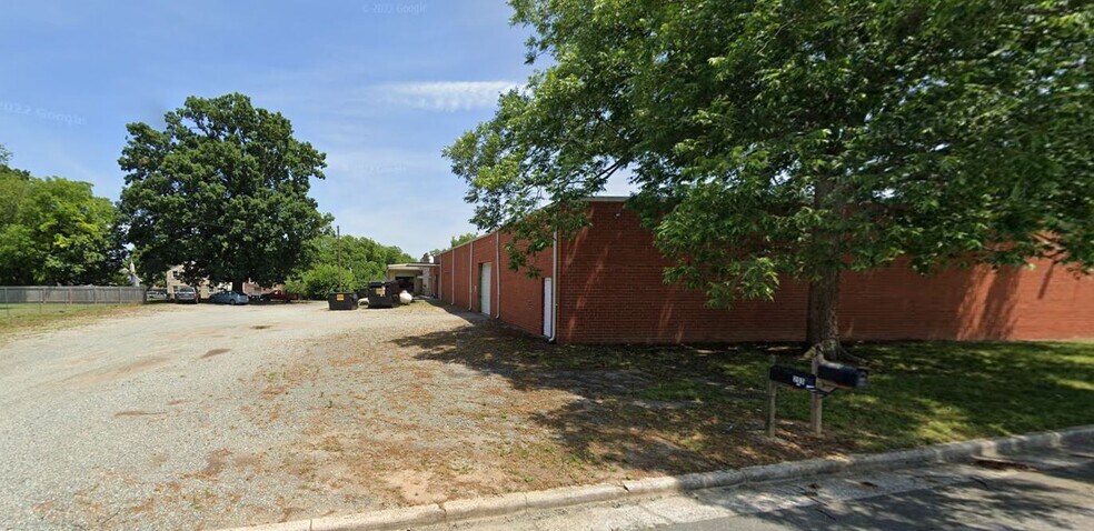 203 Adams St, Burlington, NC à vendre - Photo de l’immeuble – Image 3 sur 12