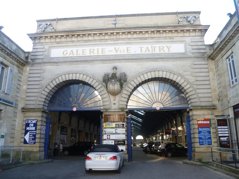 170 Cours Du Médoc, Bordeaux à louer - Photo de l’immeuble – Image 1 sur 5