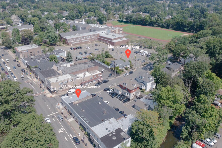 528-538 Bloomfield Ave, Verona, NJ à vendre - Photo de l’immeuble – Image 3 sur 35