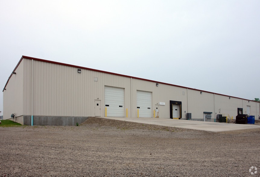 1468 N Main St, Mansfield, OH à louer - Photo de l’immeuble – Image 2 sur 12