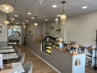 Plus de détails pour Local commercial à louer