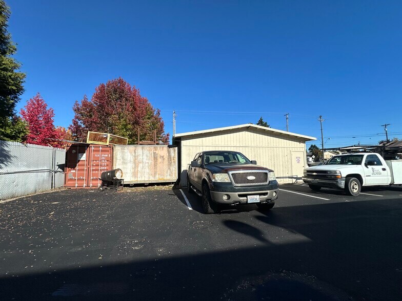 5720 112th St E, Puyallup, WA à vendre - Photo de l’immeuble – Image 3 sur 4