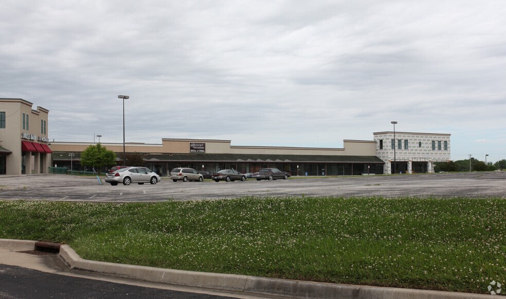 1340-1372 W Old Highway 40, Odessa, MO à vendre - Photo de l’immeuble – Image 3 sur 3