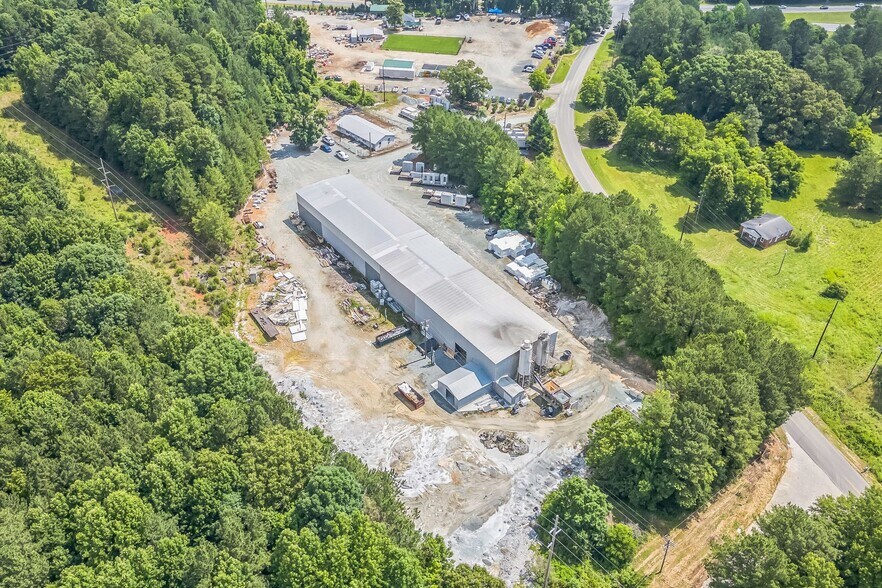 7112 Mount Hermon Church Rd, Durham, NC à vendre - Photo principale – Image 1 sur 27