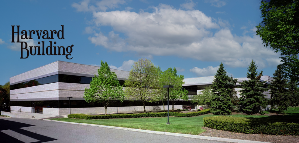 30665 Northwestern Hwy, Farmington Hills, MI à louer - Photo de l’immeuble – Image 1 sur 1