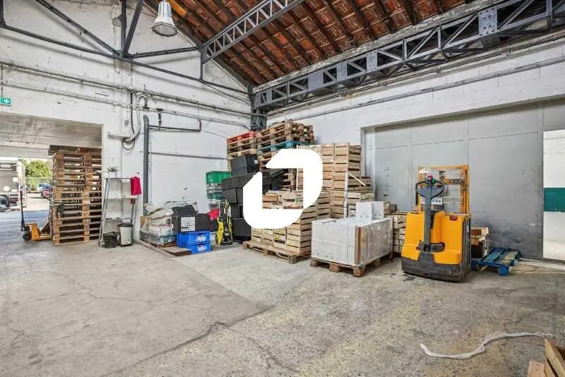 Local d’activités dans Épinay-sur-Seine à louer - Photo de l’immeuble – Image 2 sur 11