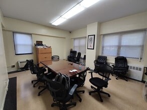 955 Underhill Ave, Bronx, NY à louer Photo intérieure– Image 1 sur 3