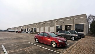 Plus de détails pour 1925-1939 N Great Southwest Pky, Grand Prairie, TX - Industriel/Logistique à louer