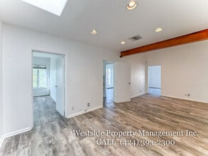 7381-7383 Beverly Blvd, Los Angeles, CA à louer Photo intérieure– Image 2 sur 10