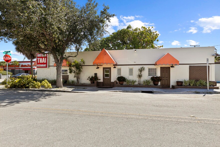 7201 S Dixie Hwy, West Palm Beach, FL à louer - Photo principale – Image 3 sur 17