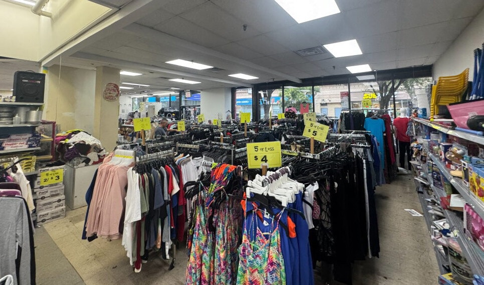 1518-1522 Pitkin Ave, Brooklyn, NY à louer - Photo de l’immeuble – Image 3 sur 5